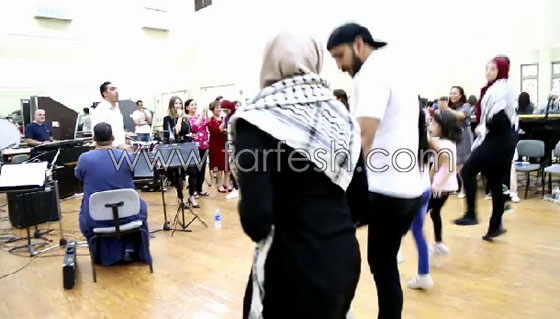 الفنانة الفلسطينية دلال أبو آمنة تبدع بمهرجان مصر والاحتلال يزعم أنها إسرائيلية! صورة رقم 8 الفنانة الفلسطينية دلال أبو آمنة تبدع بمهرجان مصر والاحتلال يزعم أنها إسرائيلية! صورة رقم 8