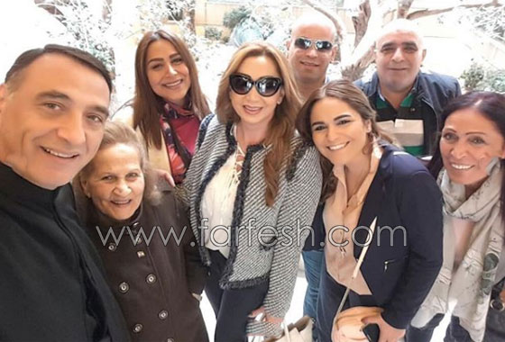 صور الأب طوني (الفنان المعتزل ربيع الخولي) مع العائلة: اشتقت للبنان صورة رقم 5 صور الأب طوني (الفنان المعتزل ربيع الخولي) مع العائلة: اشتقت للبنان صورة رقم 5