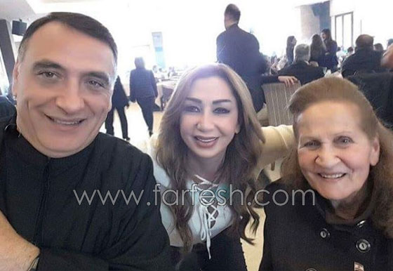 صور الأب طوني (الفنان المعتزل ربيع الخولي) مع العائلة: اشتقت للبنان صورة رقم 6 صور الأب طوني (الفنان المعتزل ربيع الخولي) مع العائلة: اشتقت للبنان صورة رقم 6