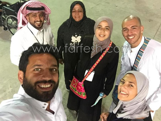 بالصور: نجوم الفن يؤدون فريضة الحج.. صورة رقم 10 بالصور: نجوم الفن يؤدون فريضة الحج.. صورة رقم 10