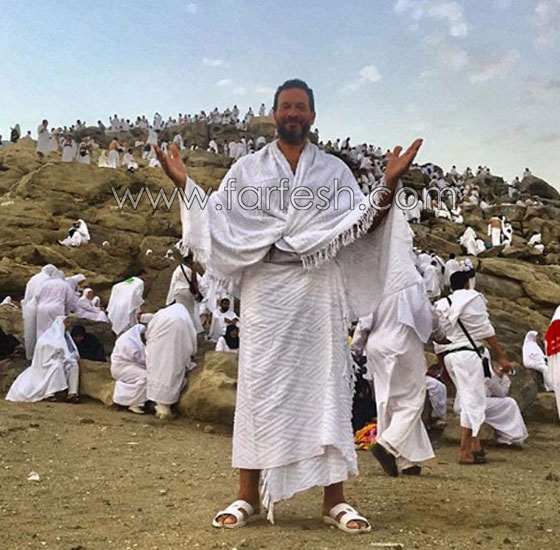 بالصور: نجوم الفن يؤدون فريضة الحج.. صورة رقم 4 بالصور: نجوم الفن يؤدون فريضة الحج.. صورة رقم 4