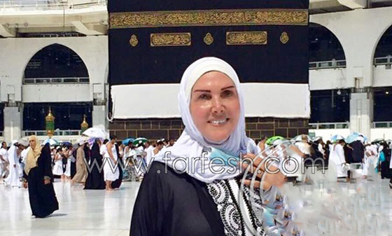 بالصور: نجوم الفن يؤدون فريضة الحج.. صورة رقم 2 بالصور: نجوم الفن يؤدون فريضة الحج.. صورة رقم 2