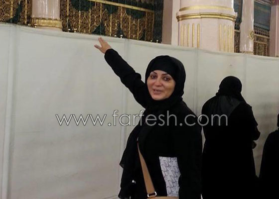 بالصور: نجوم الفن يؤدون فريضة الحج.. صورة رقم 5 بالصور: نجوم الفن يؤدون فريضة الحج.. صورة رقم 5