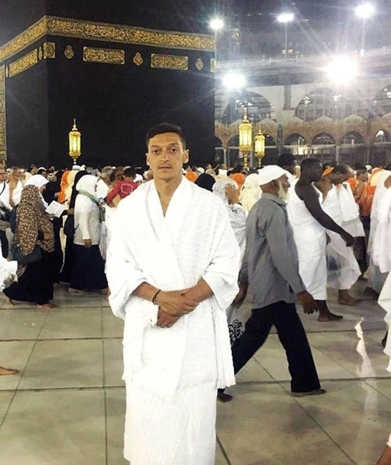 بالصور: نجوم الفن الاتراك يؤدون فريضتي الحج والعمرة صورة رقم 3 بالصور: نجوم الفن الاتراك يؤدون فريضتي الحج والعمرة صورة رقم 3