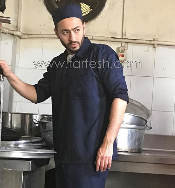 حمادة هلال: قبل احترافي الغناء عملت في محل بيع الكباب والكفتة! صورة رقم 1 حمادة هلال: قبل احترافي الغناء عملت في محل بيع الكباب والكفتة! صورة رقم 1