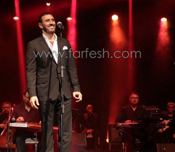 فيديو كاظم الساهر يفاجئ جمهوره ويعزف على الطبلة بمهارة واحتراف عالي صورة رقم 7 فيديو كاظم الساهر يفاجئ جمهوره ويعزف على الطبلة بمهارة واحتراف عالي صورة رقم 7