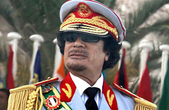 لأول مرة.. الكشف عن كيفية معرفة قتلة القذافي مكانه في يوم اغتياله صورة رقم 2