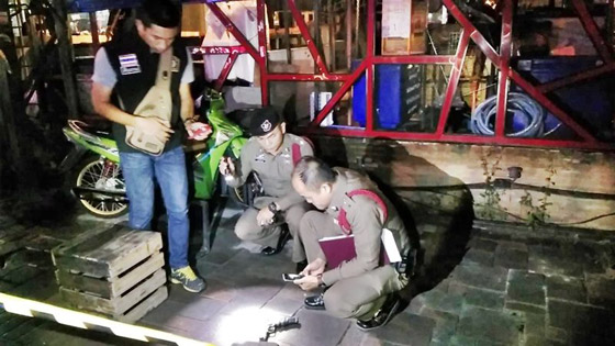 فيديو وصور: هاتف آيفون ينقذ شرطيا من رصاصة قاتلة في تايلاند! صورة رقم 4
