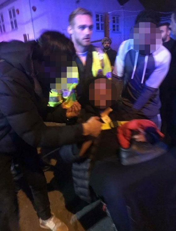 جريمة كراهية.. جرحى بعملية دهس مارة قرب مسجد في لندن! فيديو وصور صورة رقم 5