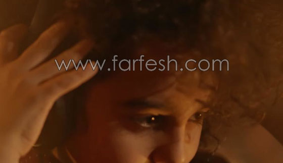 كليب (اغلى من الياقوت) لأحمد مكّي: حب الاب لطفله يلمس قلوب الناس صورة رقم 7 كليب (اغلى من الياقوت) لأحمد مكّي: حب الاب لطفله يلمس قلوب الناس صورة رقم 7