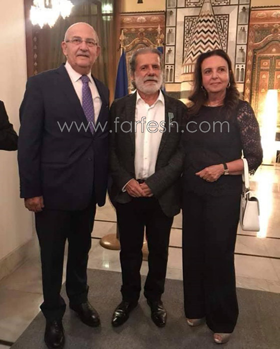 بالصور: فرنسا تمنح مارسيل خليفة وسام الفنون والآداب برتبة فارس صورة رقم 1 بالصور: فرنسا تمنح مارسيل خليفة وسام الفنون والآداب برتبة فارس صورة رقم 1
