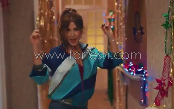 نانسي عجرم في وصلة رقص شرقي في كليب (بدنا نولع الجو) وابنتها تقلدها ببراعة صورة رقم 10 نانسي عجرم في وصلة رقص شرقي في كليب (بدنا نولع الجو) وابنتها تقلدها ببراعة صورة رقم 10