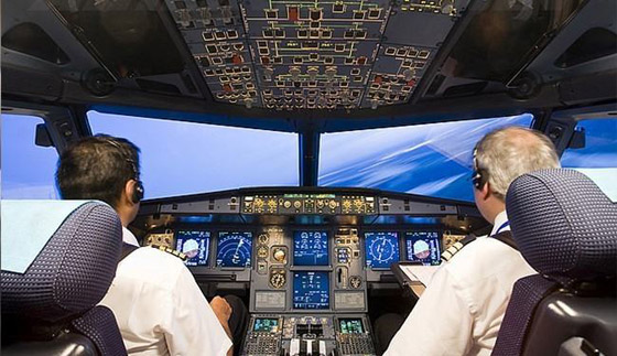 10 خرافات خاطئة حول الطائرات: سبب اغلاق الهواتف وفتح باب الطوارئ صورة رقم 8