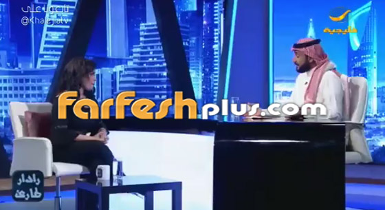 بالفيديو: فنانة خليجية تزيل مكياجها على الهواء.. كيف تغيّر شكلها؟ صورة رقم 1 بالفيديو: فنانة خليجية تزيل مكياجها على الهواء.. كيف تغيّر شكلها؟ صورة رقم 1