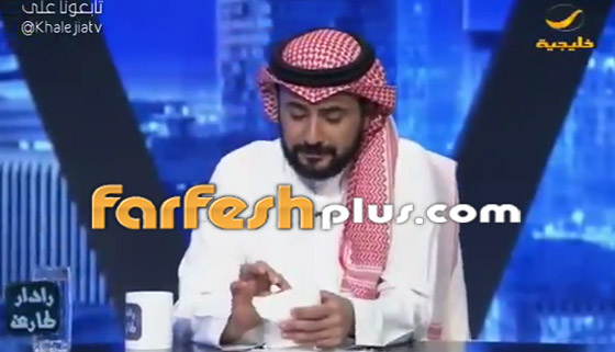 بالفيديو: فنانة خليجية تزيل مكياجها على الهواء.. كيف تغيّر شكلها؟ صورة رقم 3 بالفيديو: فنانة خليجية تزيل مكياجها على الهواء.. كيف تغيّر شكلها؟ صورة رقم 3