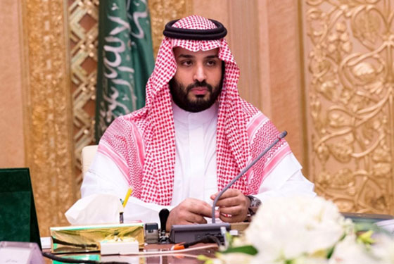  فيديو: كيف رد ولي العهد محمد بن سلمان على مسن سعودي دعاه لشرب القهوة؟ صورة رقم 4