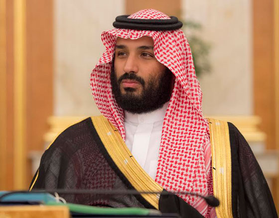  فيديو: كيف رد ولي العهد محمد بن سلمان على مسن سعودي دعاه لشرب القهوة؟ صورة رقم 7