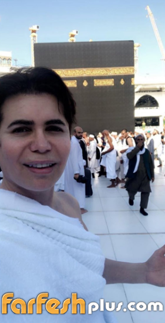 صور الفنان ومصفف الشعر اللبناني جو رعد بملابس الاحرام يؤدي العُمرة صورة رقم 2 صور الفنان ومصفف الشعر اللبناني جو رعد بملابس الاحرام يؤدي العُمرة صورة رقم 2