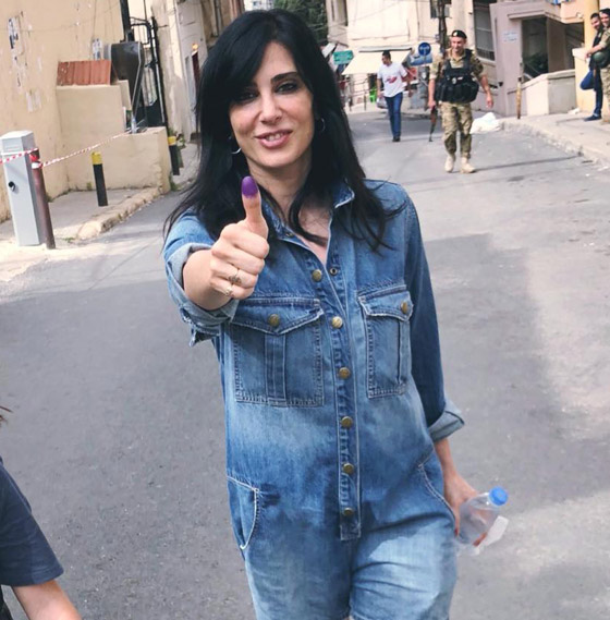صور: أوبرا وينفري تستضيف المخرجة اللبنانية نادين لبكي في منزلها صورة رقم 23 صور: أوبرا وينفري تستضيف المخرجة اللبنانية نادين لبكي في منزلها صورة رقم 23