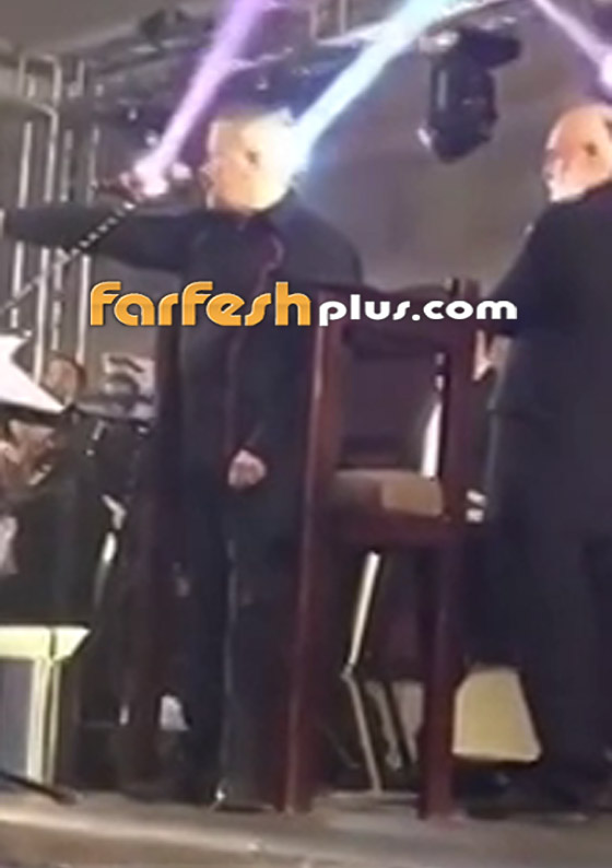 بالفيديو: جورج وسوف يوقف حفل في الأردن ويطرد شخصا من الجمهور! صورة رقم 2 بالفيديو: جورج وسوف يوقف حفل في الأردن ويطرد شخصا من الجمهور! صورة رقم 2