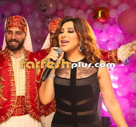 جمهور نجوى كرم مصدوم منها ويطالبها بالاعتزال بسبب الدكتورة خلود! صورة رقم 2 جمهور نجوى كرم مصدوم منها ويطالبها بالاعتزال بسبب الدكتورة خلود! صورة رقم 2