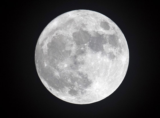 4 أمور غامضة وتساؤلات حول القمر لم تستطع ناسا تفسيرها والإجابة عنها صورة رقم 9