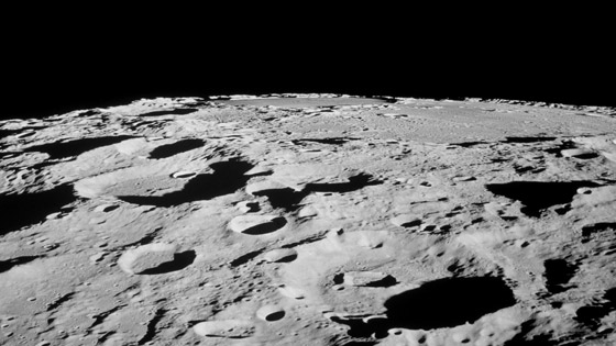 4 أمور غامضة وتساؤلات حول القمر لم تستطع ناسا تفسيرها والإجابة عنها صورة رقم 4