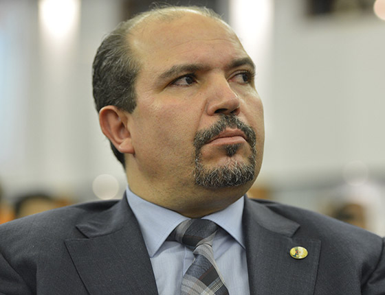 فيديو: السخرية من وزير جزائري يشبّه صوت مؤذن بـ (بلال بن رباح) صورة رقم 6
