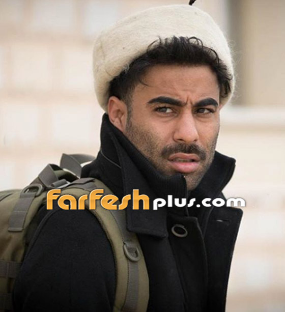 بالفيديو: فنان كويتي يضع ماسك الذهب على وجهه في عيادة تجميل.. صورة رقم 4 بالفيديو: فنان كويتي يضع ماسك الذهب على وجهه في عيادة تجميل.. صورة رقم 4