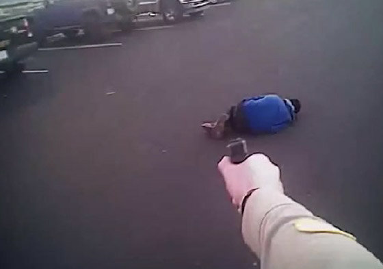 بالفيديو: موالي لداعش يستدرج الشرطة الأميركية ويسقط برصاصتين صورة رقم 3