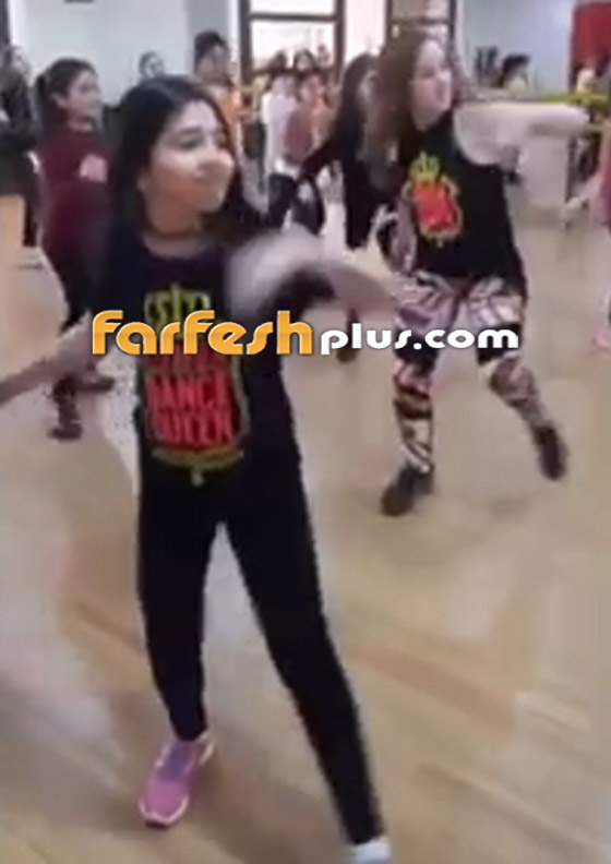 فيديو ميلا ابنة نانسي عجرم في حركات احترافية راقصة تبهر الجميع صورة رقم 5 فيديو ميلا ابنة نانسي عجرم في حركات احترافية راقصة تبهر الجميع صورة رقم 5