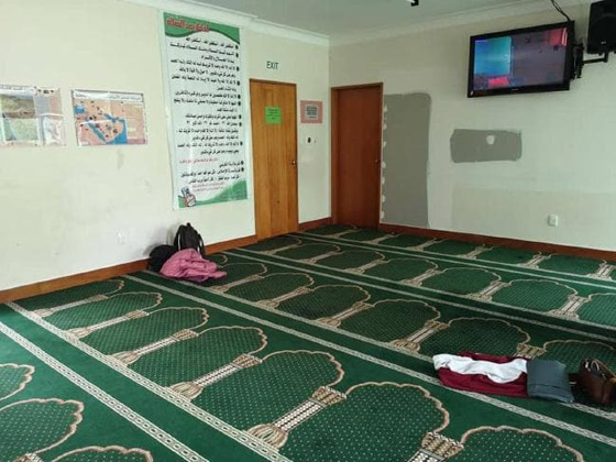 ناجٍ من الهجوم الإرهابي على المسجدين يصف لحظاته بين الحياة والموت صورة رقم 10