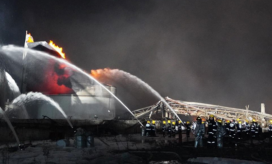 بالفيديو والصور: شاهدوا لحظة انفجار مصنع في الصين، هزّ الأرض وقتل العشرات صورة رقم 26