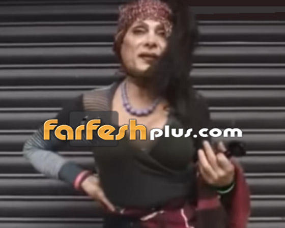فيديو: بالزفه والطبل والرقص تشييع الراقصة اللبنانية المتحولة سوزي صورة رقم 4 فيديو: بالزفه والطبل والرقص تشييع الراقصة اللبنانية المتحولة سوزي صورة رقم 4