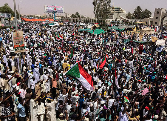 لن ينساه السودان.. تفاصيل يوم الجمعة الدراماتيكي صورة رقم 3