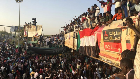 لن ينساه السودان.. تفاصيل يوم الجمعة الدراماتيكي صورة رقم 23