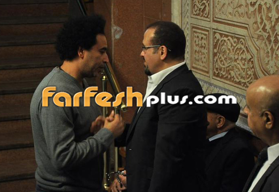 لماذا غضب الجمهور من هشام عباس وصور عزاء والدته! صورة رقم 18 لماذا غضب الجمهور من هشام عباس وصور عزاء والدته! صورة رقم 18