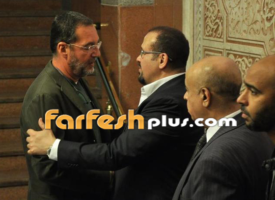 لماذا غضب الجمهور من هشام عباس وصور عزاء والدته! صورة رقم 19 لماذا غضب الجمهور من هشام عباس وصور عزاء والدته! صورة رقم 19
