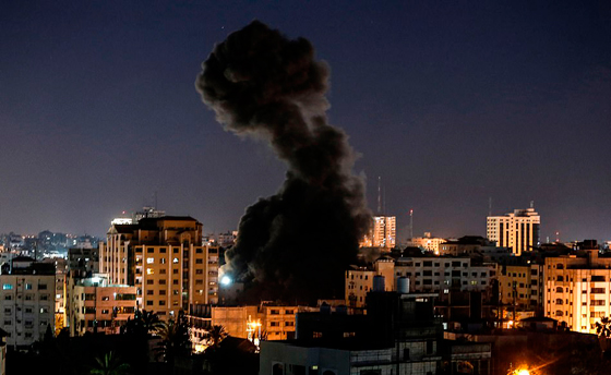 غزة: الفصائل ترد على قصف الزوارق الحربية الإسرائيلية صورة رقم 7