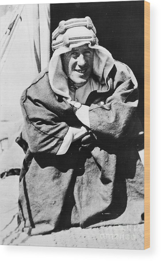 حكاية يوم انتشلوا لورنس العرب من طائرة سقطت به منذ 100 عام صورة رقم 5