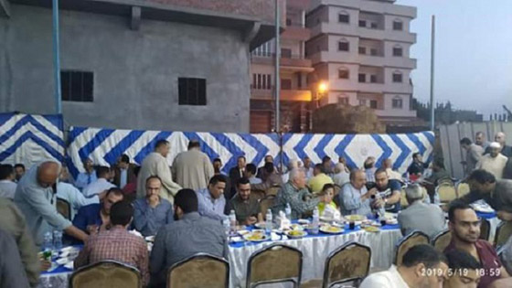 قبطي مصري ينظم سنويا مائدة إفطار للصائمين تكلفه 30 ألف جنيه صورة رقم 3