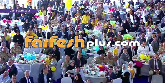 فيديو تامر حسني يغني أمام السيسي بعيد الفطر مع أطفال ذا فويس كيدز صورة رقم 2 فيديو تامر حسني يغني أمام السيسي بعيد الفطر مع أطفال ذا فويس كيدز صورة رقم 2
