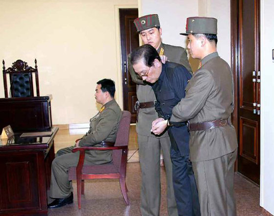 لن تصدق! الكشف عن أقسى أساليب الإعدام التي نفذها زعيم كوريا الشمالية! صورة رقم 7
