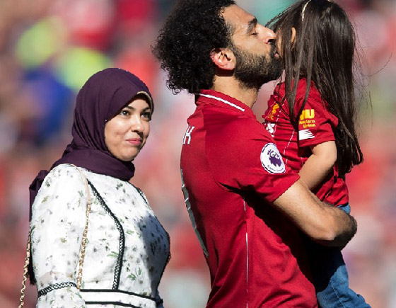 أسرار جديدة يكشفها فيديو جديد عن زوجة محمد صلاح.. تعرف إليها صورة رقم 9 أسرار جديدة يكشفها فيديو جديد عن زوجة محمد صلاح.. تعرف إليها صورة رقم 9