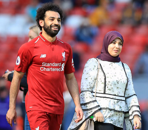 أسرار جديدة يكشفها فيديو جديد عن زوجة محمد صلاح.. تعرف إليها صورة رقم 10 أسرار جديدة يكشفها فيديو جديد عن زوجة محمد صلاح.. تعرف إليها صورة رقم 10