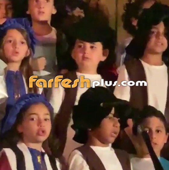 بالفيديو: أولاد أصالة يغنون احدى اغنياتها في حفل مدرسي صورة رقم 5 بالفيديو: أولاد أصالة يغنون احدى اغنياتها في حفل مدرسي صورة رقم 5