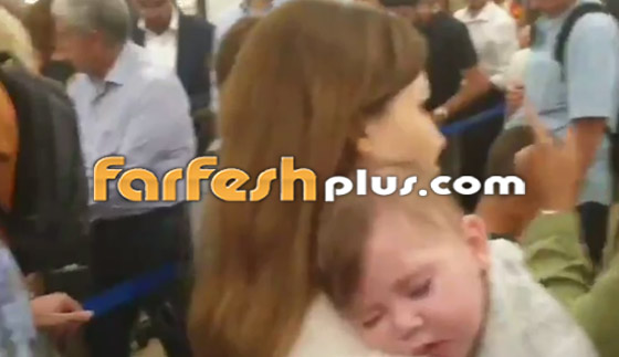 نانسي عجرم غاضبة بسبب ما تعرضت له مع طفلتها في مطار بيروت! فيديو صورة رقم 6 نانسي عجرم غاضبة بسبب ما تعرضت له مع طفلتها في مطار بيروت! فيديو صورة رقم 6