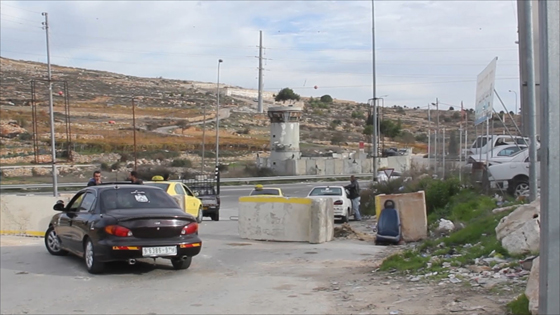 حواجز الاحتلال الإسرائيلي في الضفة تكلف الفلسطينيين الملايين صورة رقم 5