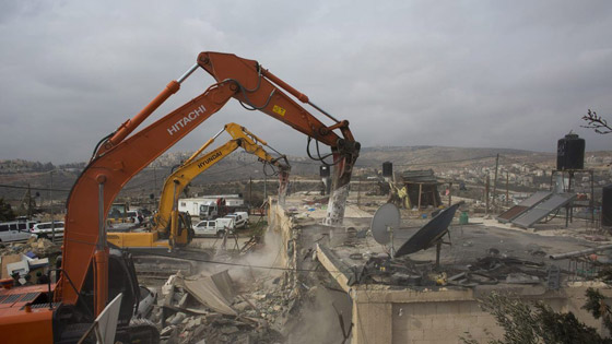 بالفيديو والصور: القوات الإسرائيلية تهدم منازل فلسطينية جنوبي القدس صورة رقم 2