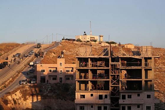بالفيديو والصور: القوات الإسرائيلية تهدم منازل فلسطينية جنوبي القدس صورة رقم 7